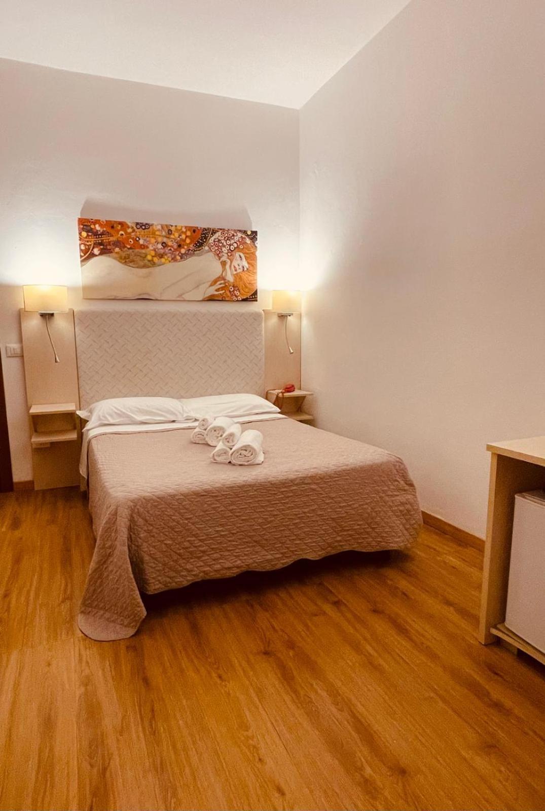 Hotel Ariston Piombino Kültér fotó