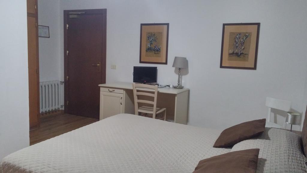Hotel Ariston Piombino Kültér fotó