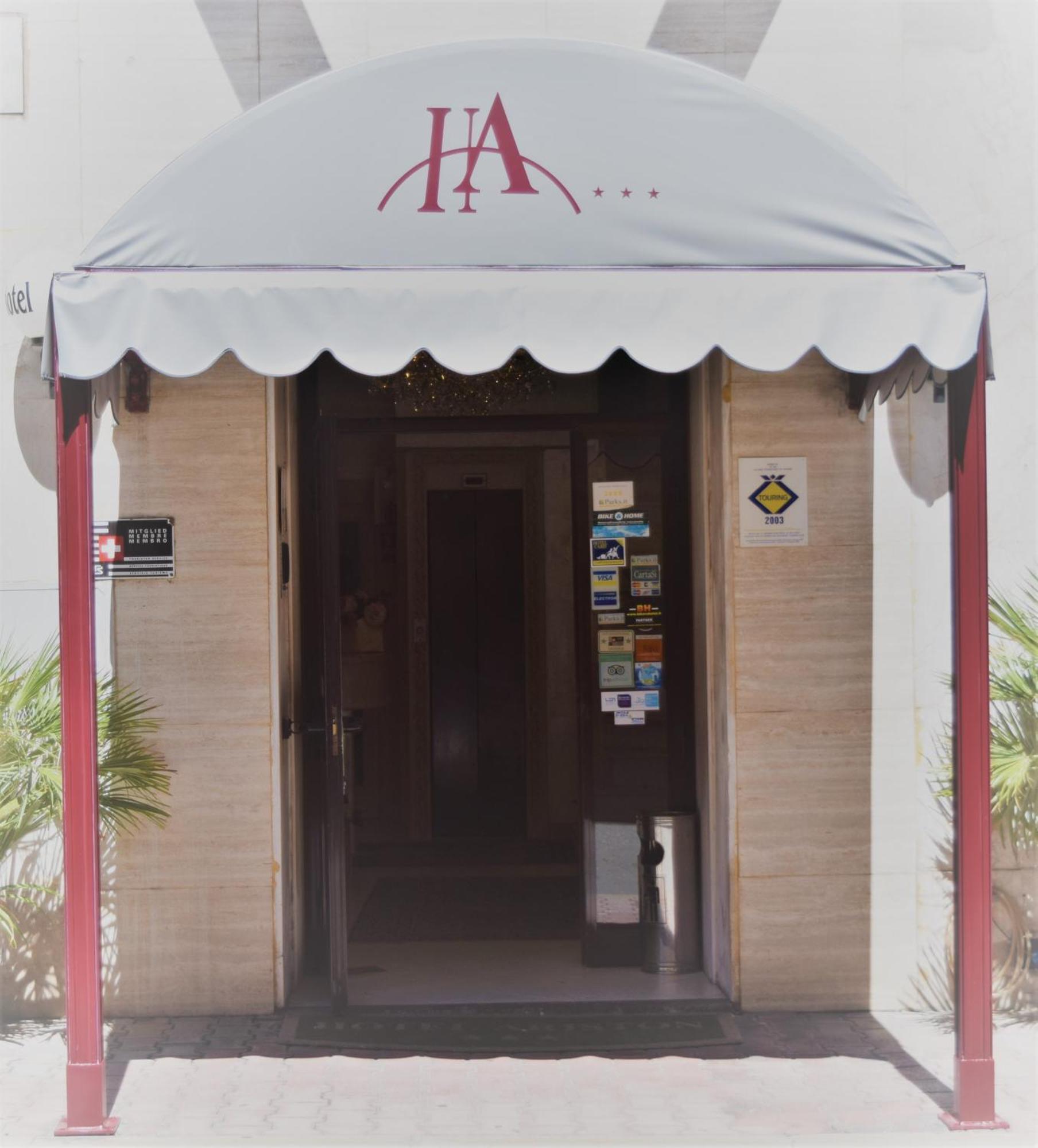 Hotel Ariston Piombino Kültér fotó